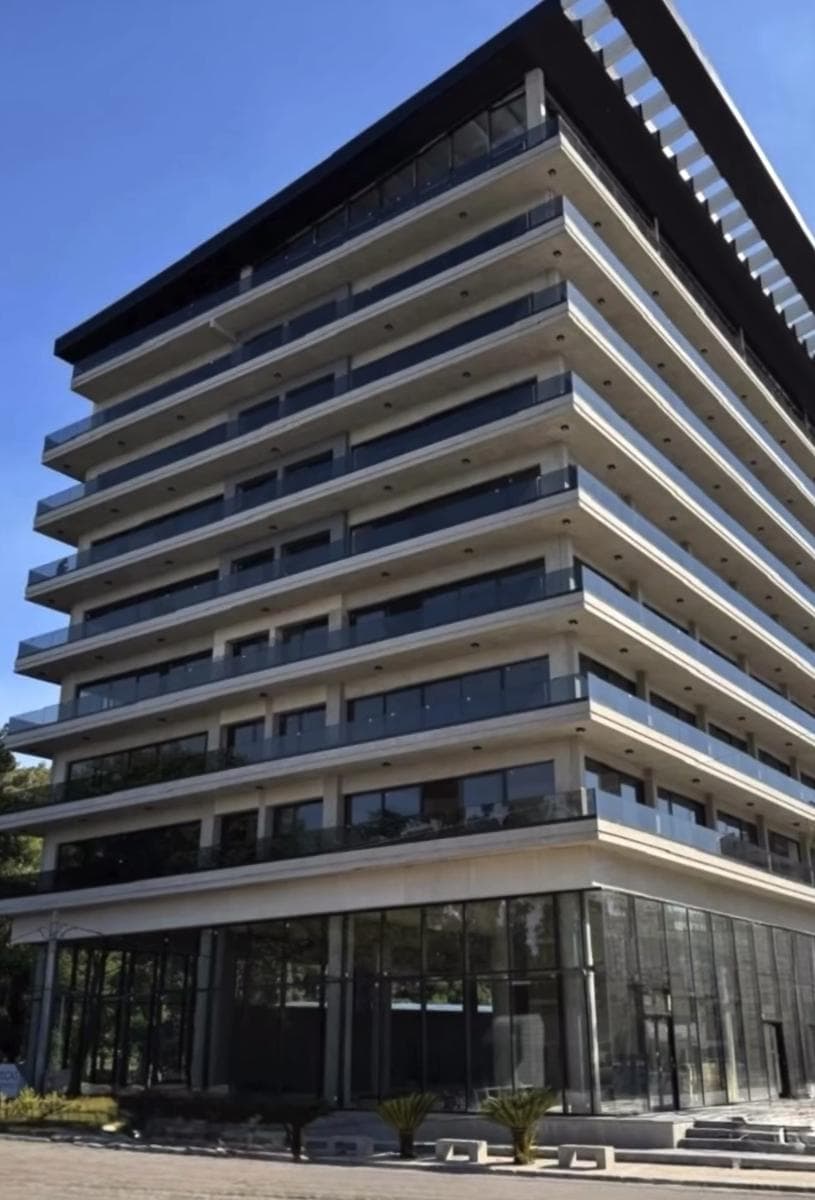 Oficina en Venta a Estrenar, Canning - 1