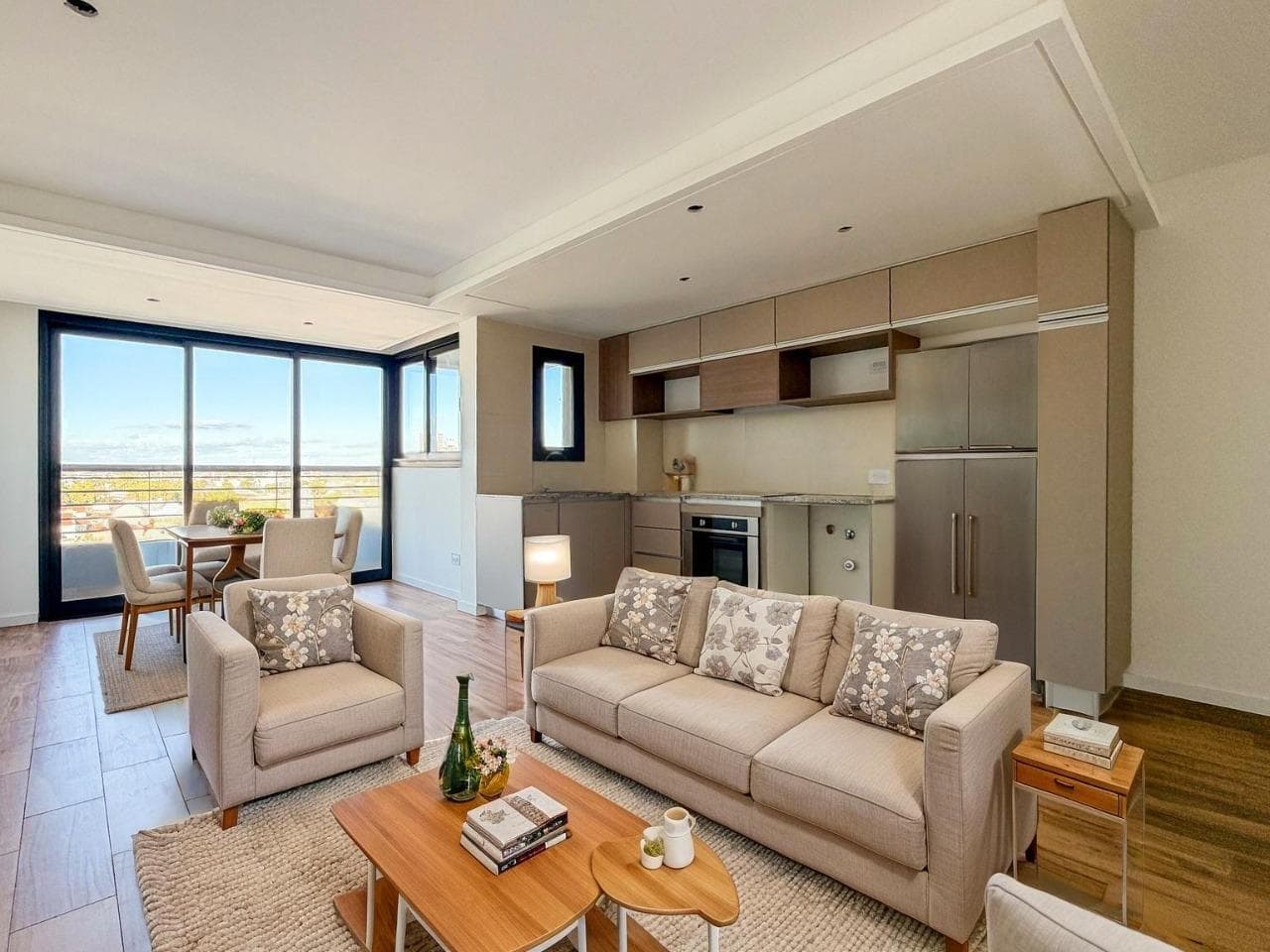 Venta - Departamento 2 ambientes al frente a estrenar - Zona San Jose - 1