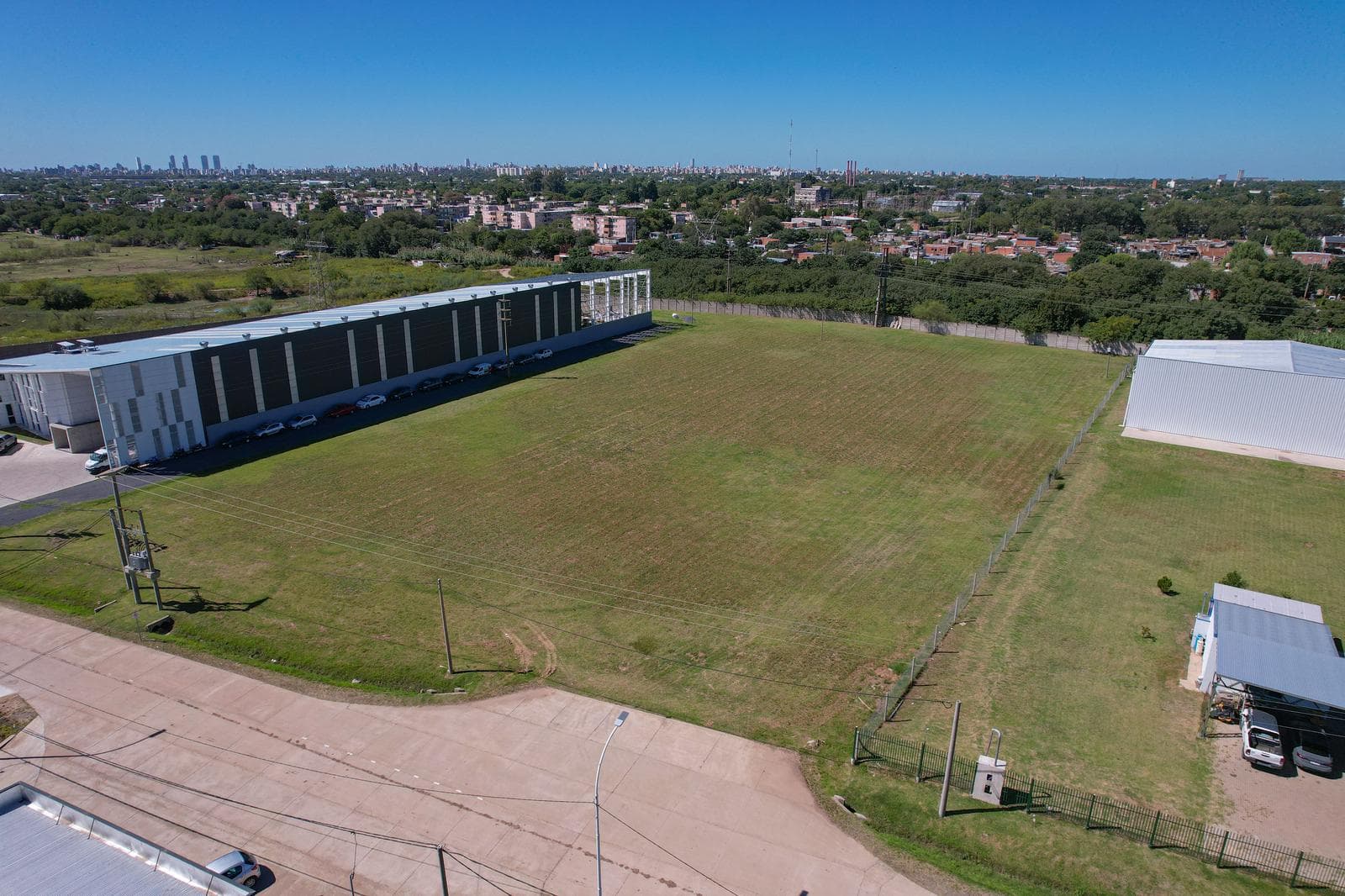 Terreno industrial en Oeste - 1