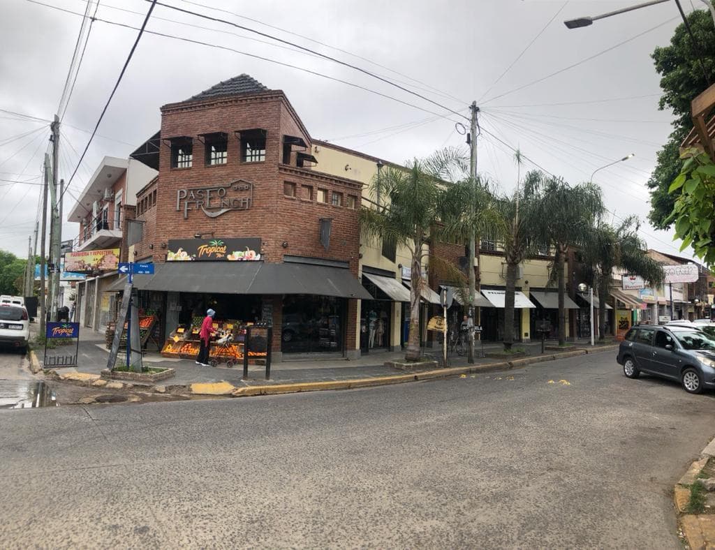 gran inmueble - salon u oficinas centrico - 1