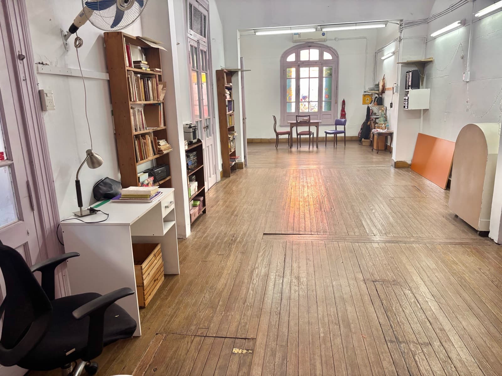 PH al frente con entrada independiente a 1 cuadra de estacion de tren de Quilmes - 1