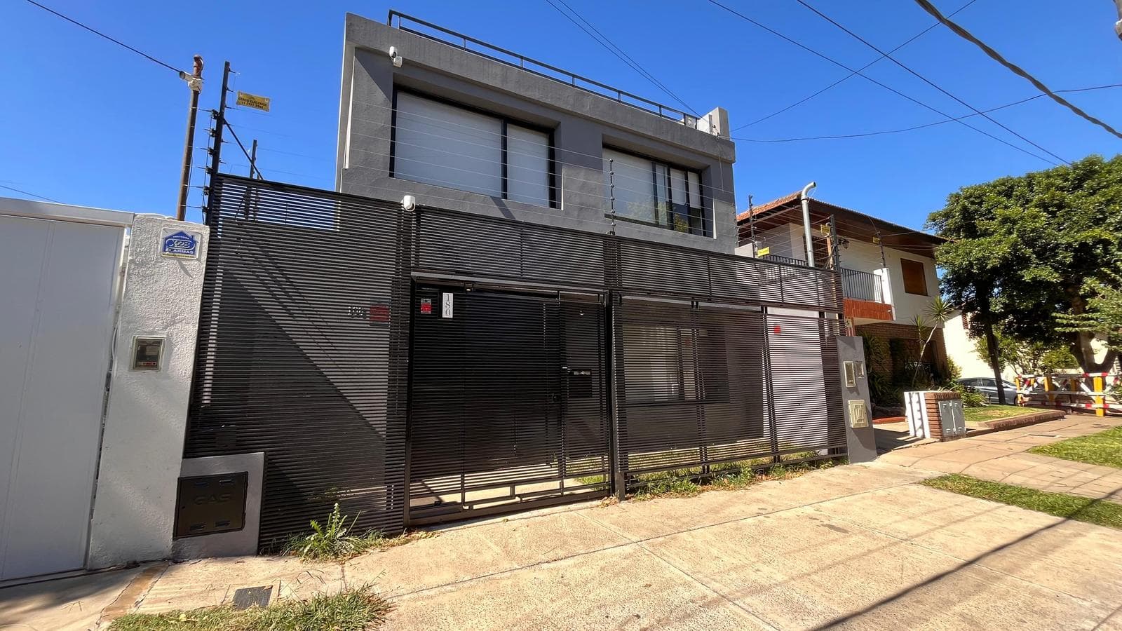 Oficina uso profesional (Hipodromo a panamericana) - 1