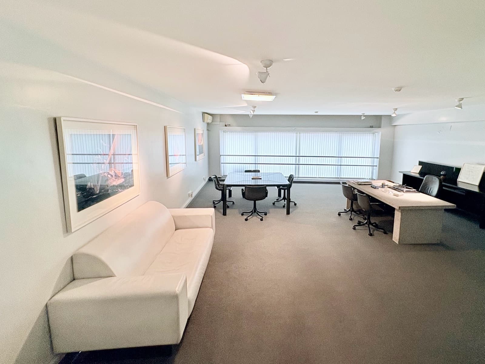 OFICINA EN VENTA-150 m² -MICROCENTRO FINANCIERO-PISO AL FRENTE Y CONTRAFRENTE - 1