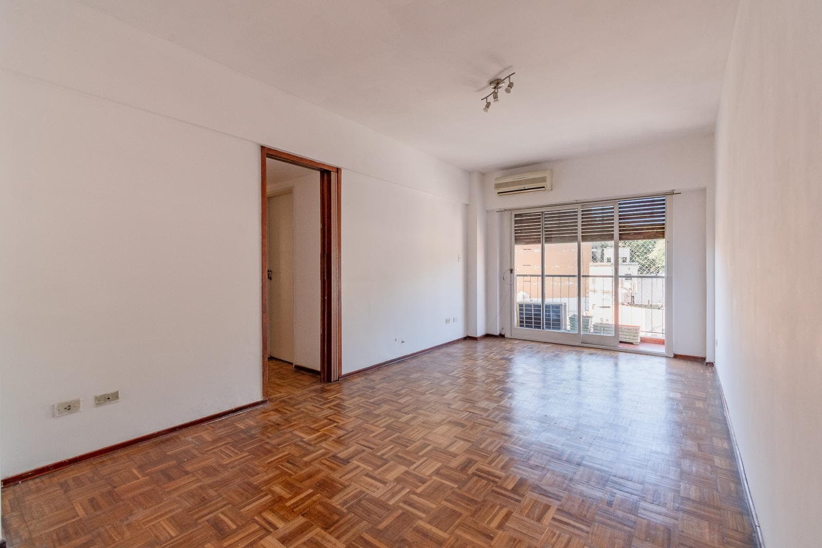 DEPARTAMENTO 3 AMBIENTES EN ALQUILER VILLA ORTÚZAR BALCÓN - 1