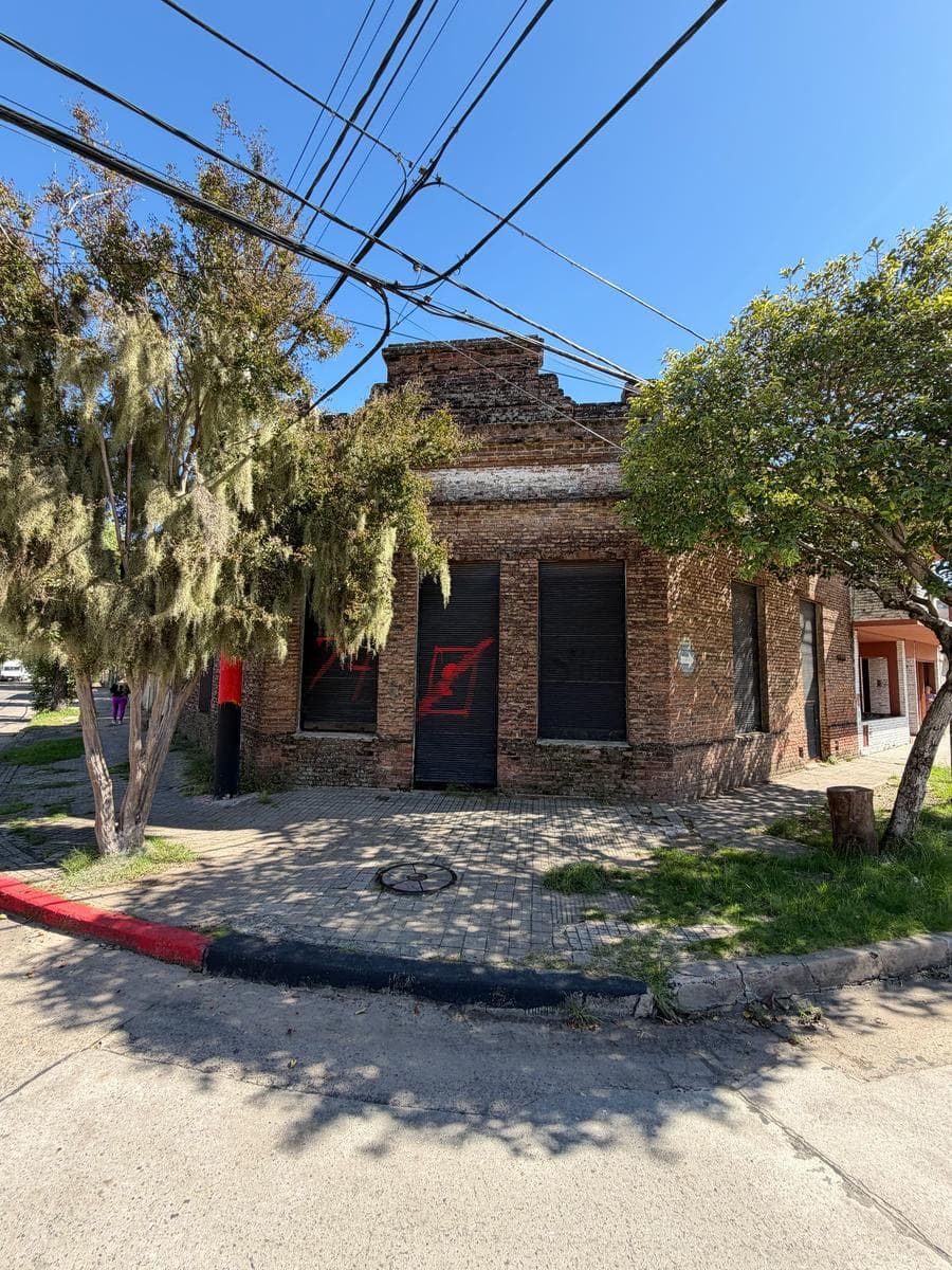 Casa tres dormitorios de epoca - 1