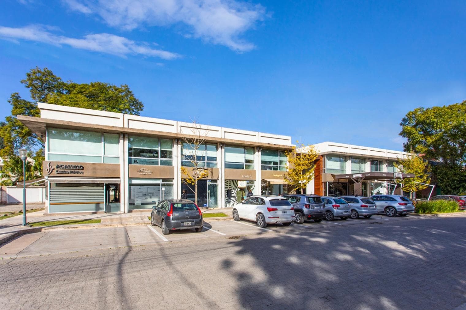 En Alquiler oficina en galeria Acasuso Yerba Buena Tucuman - 1