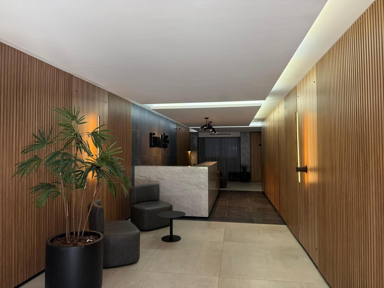 Venta de oficina de 118 m2 con balcón al Rio en Belgrano | - 1