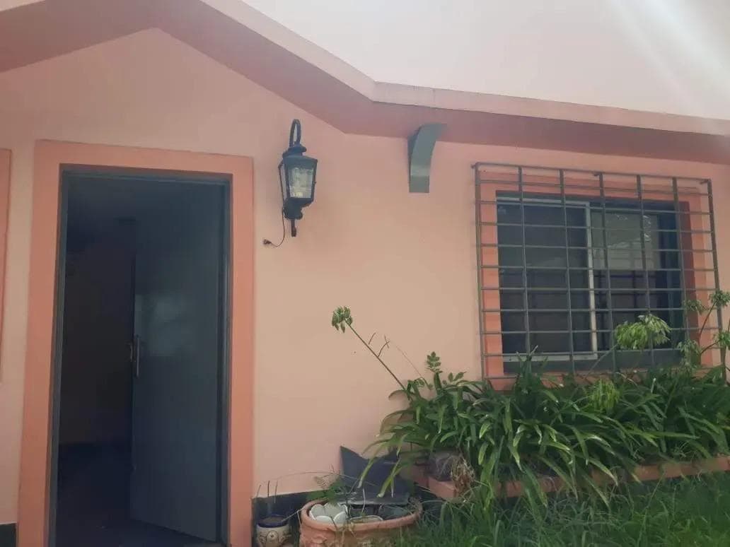 PH en alquiler - 3 Dormitorios 1 Baño - San Isidro - 1