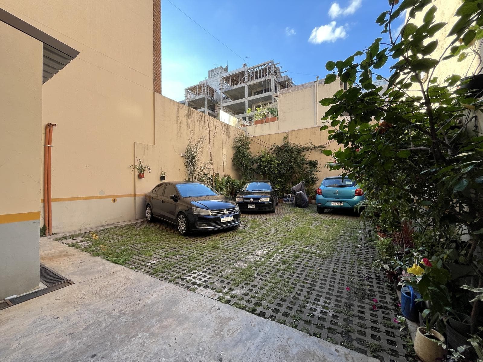 Cochera en venta en Almagro - 1