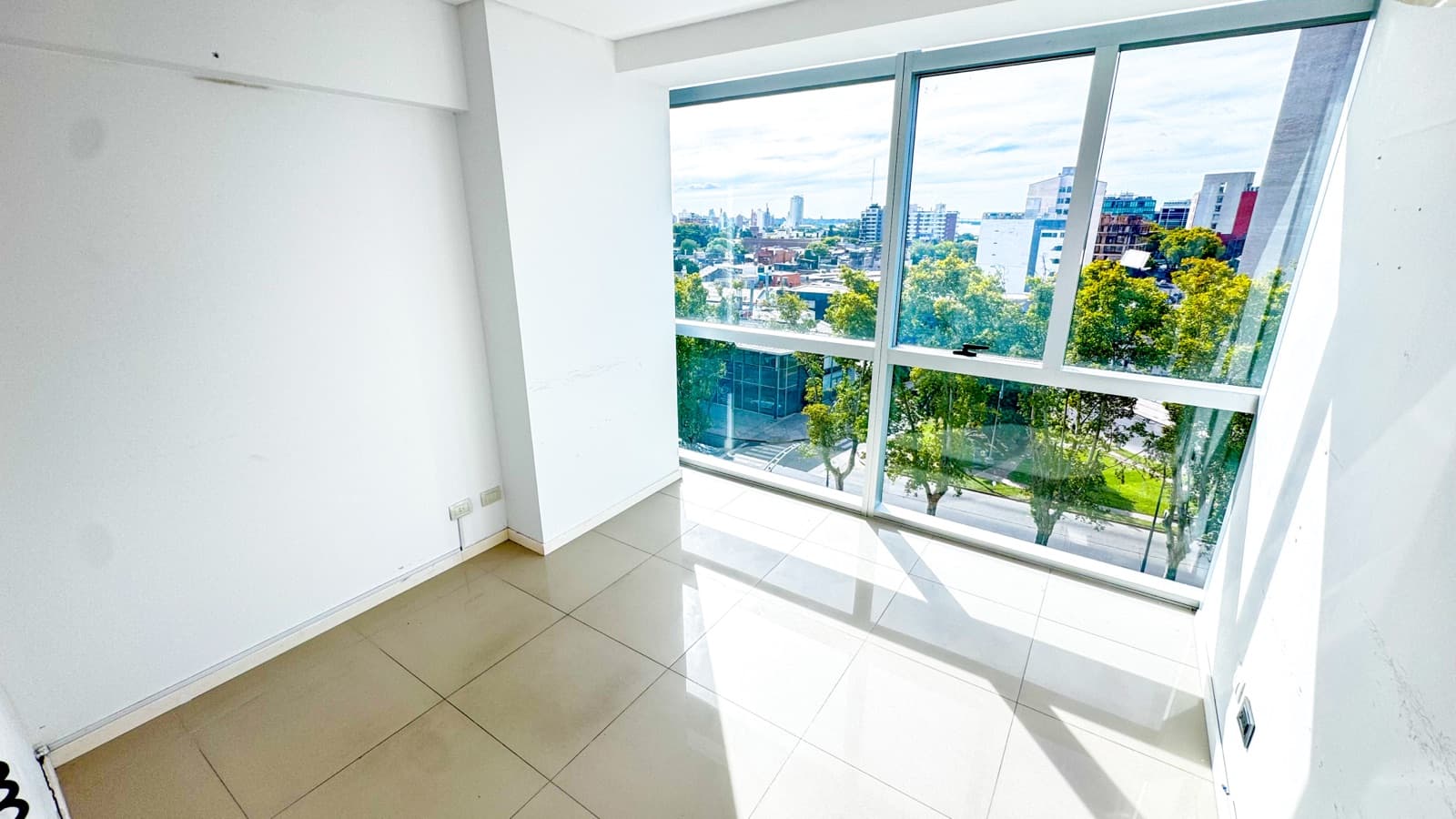 Oficina en Puerto Norte - 1