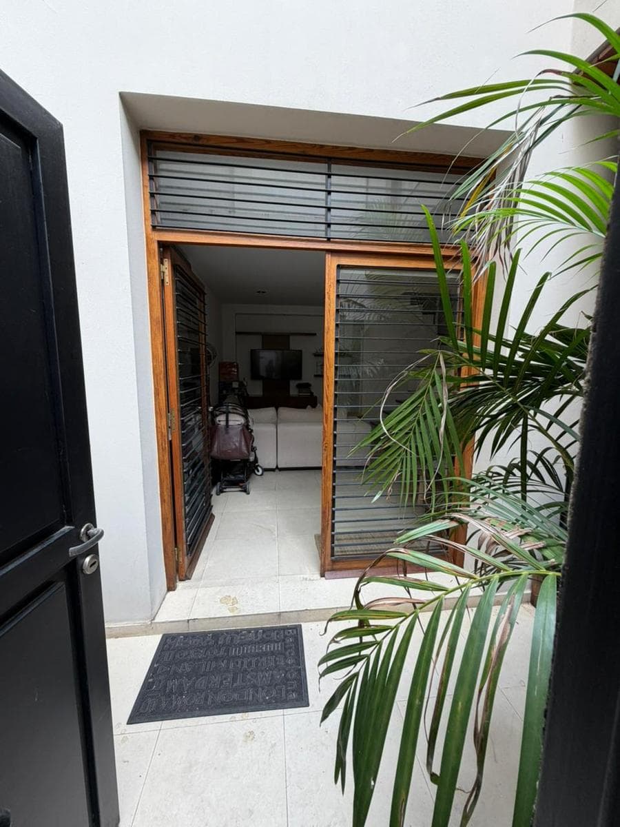 alquiler casa tipo ph en brown 2100 dos dormitorios parrillero excelente estado - 1