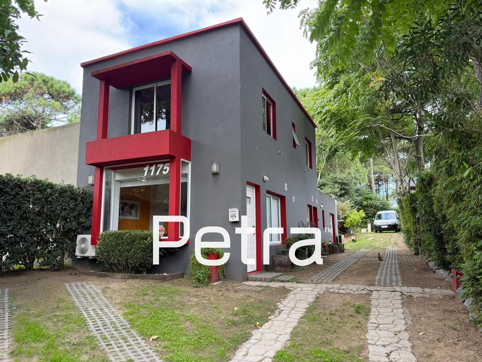 Casa en Venta en Pinamar - 1