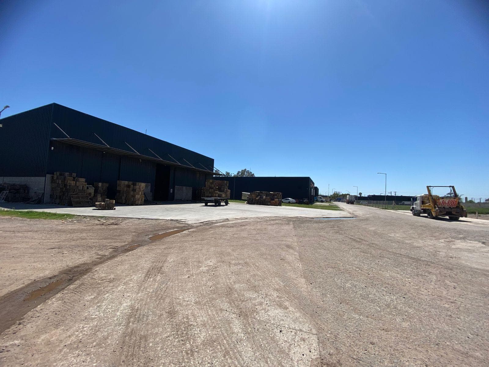 Venta Lote apto galpón Zona Mercado de Abasto - 1