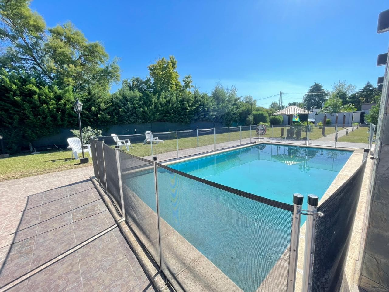 Quinta con quincho equipado - pileta -amplio parque - 1