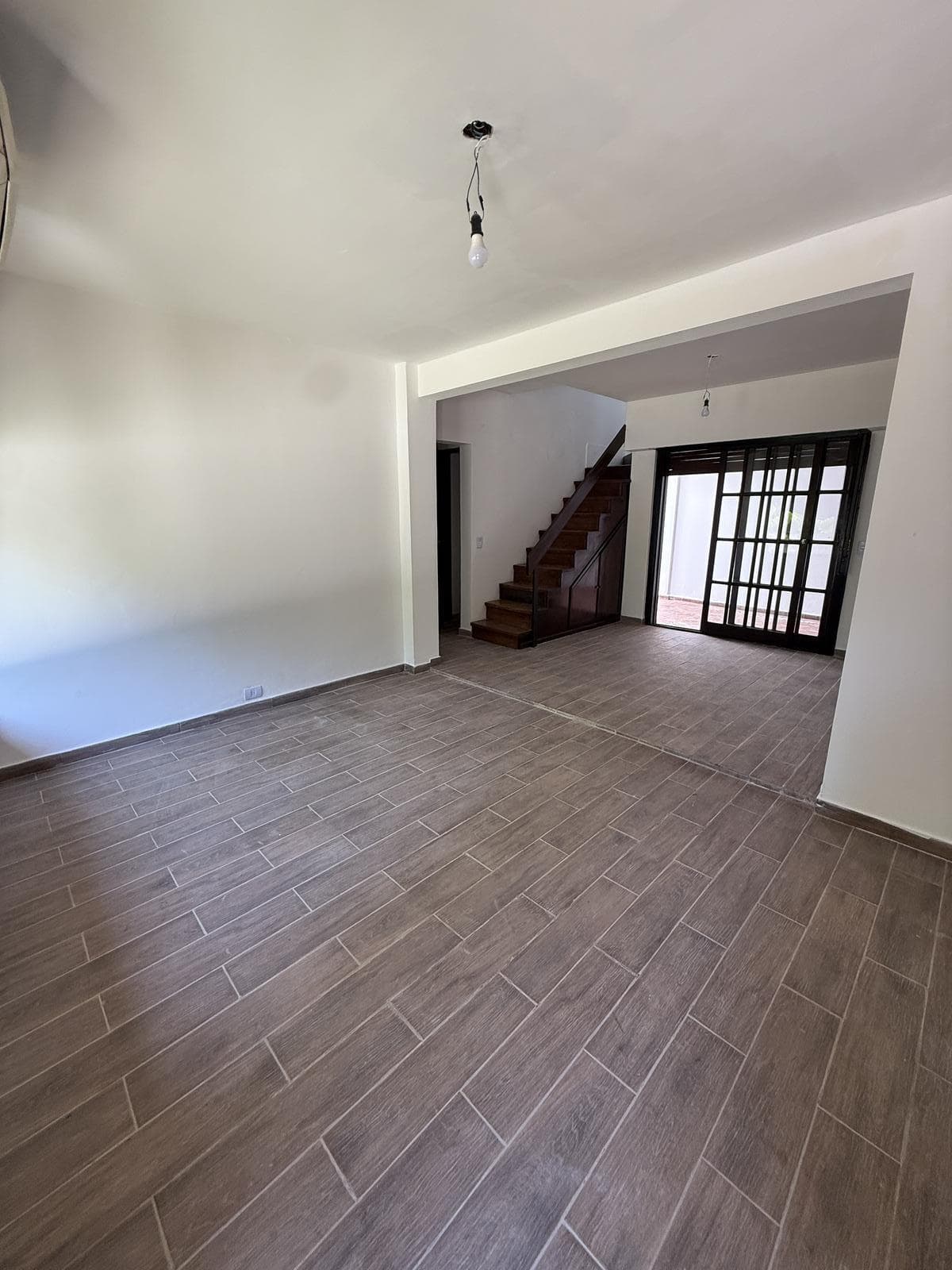 Casa refaccionada 3 amb 2 baños patio cochera terraza - 1