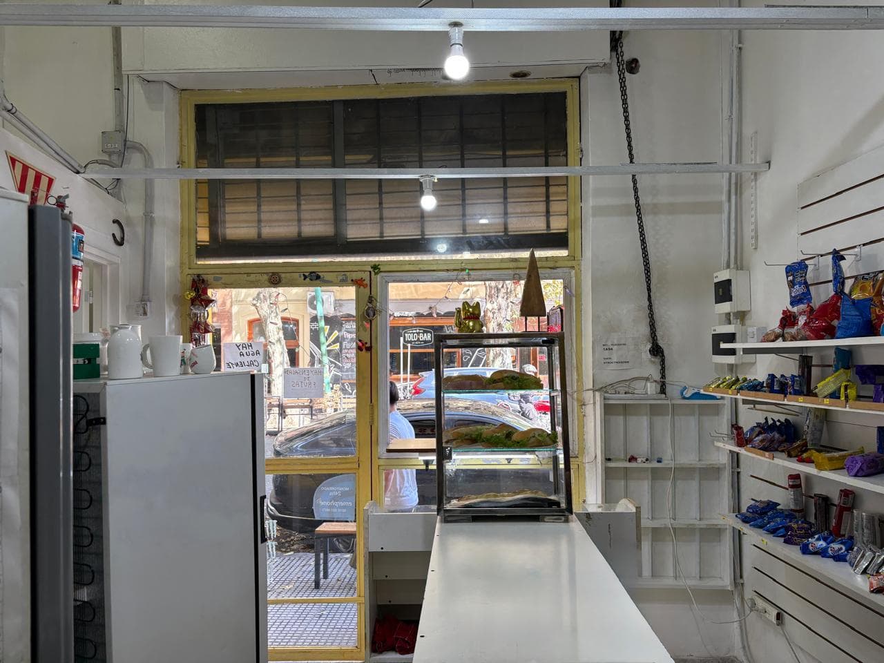 Fondo de Comercio frente a Distrito Arcos - 1