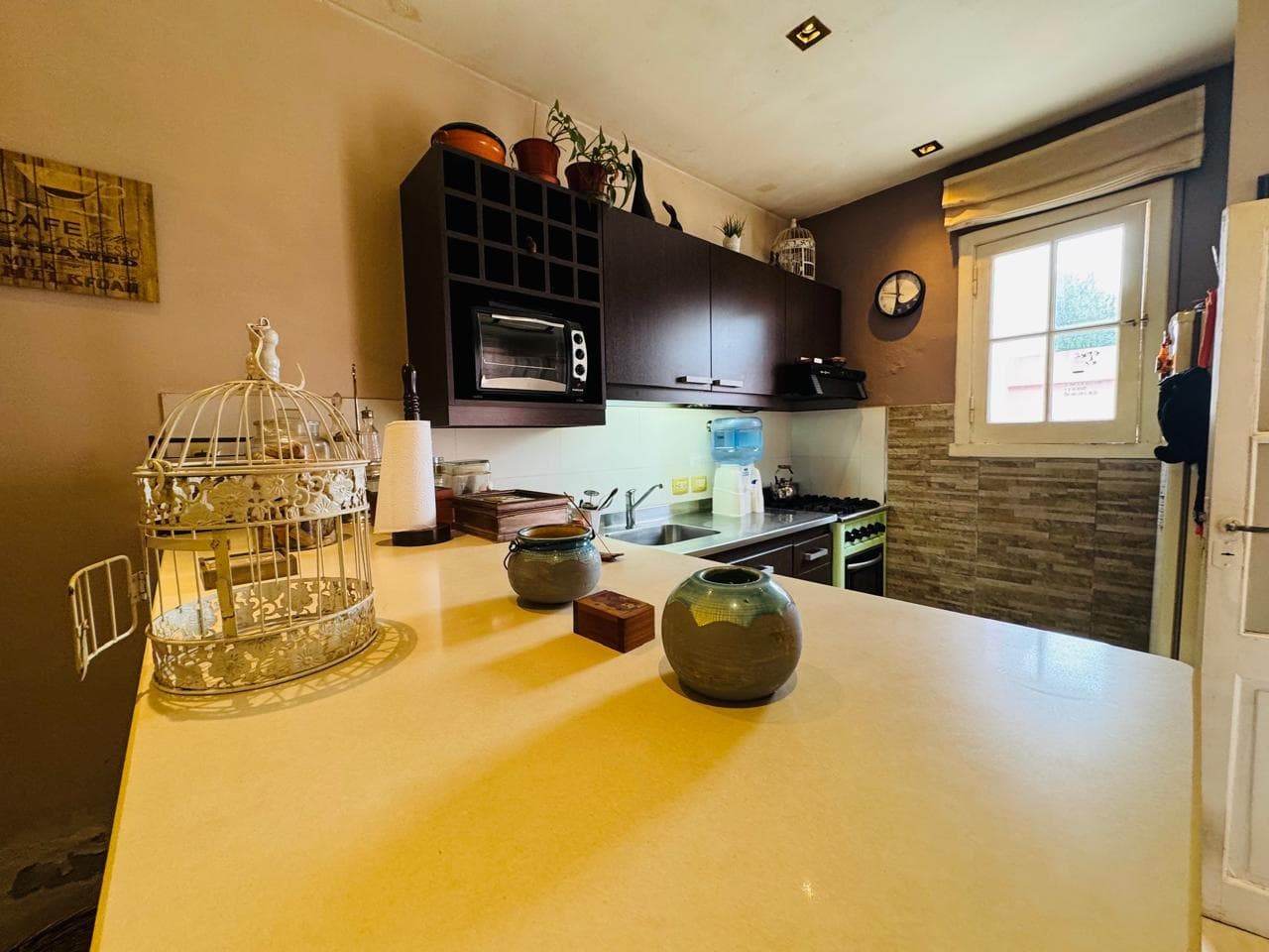 Casa 2 dormi, patio, avenida - 1