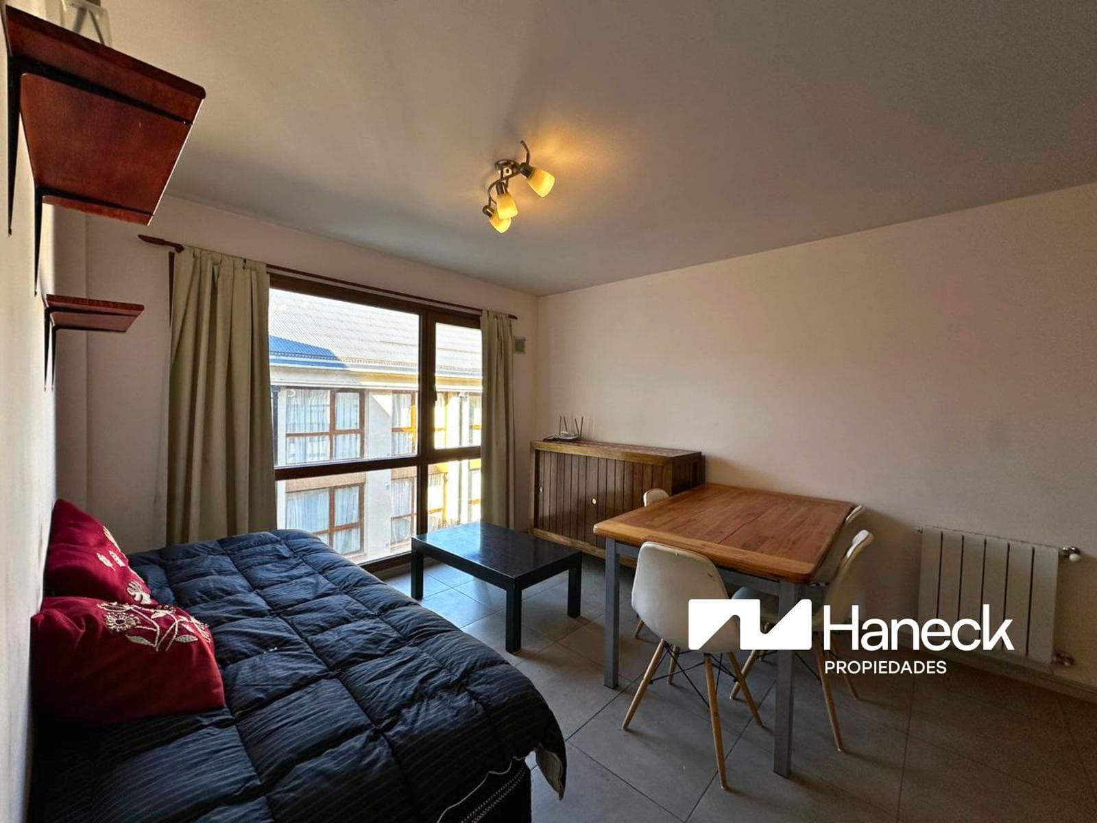 Departamento amoblado en alquiler permanente, San Carlos de Bariloche - 1