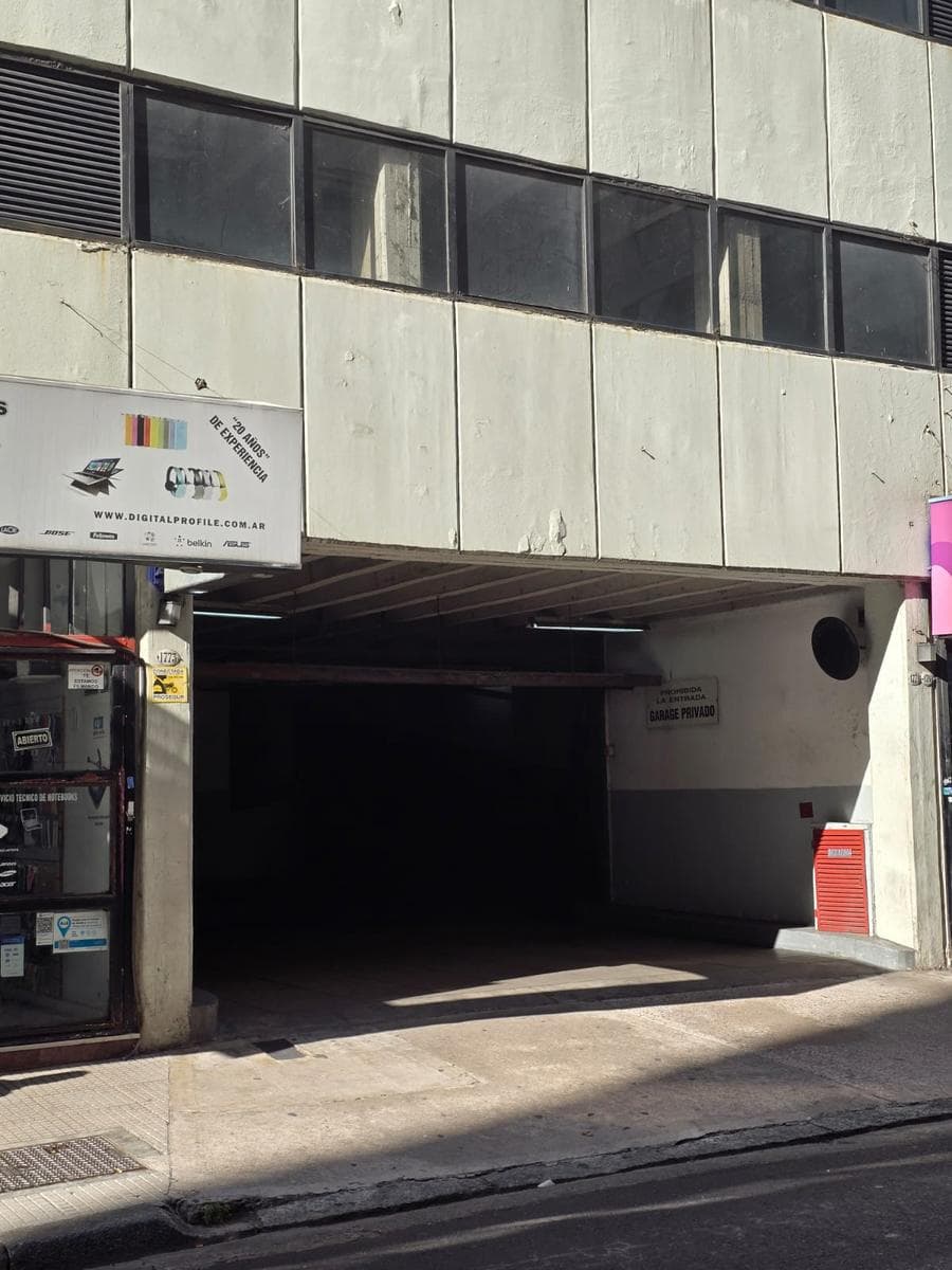 Cochera en Recoleta - 1