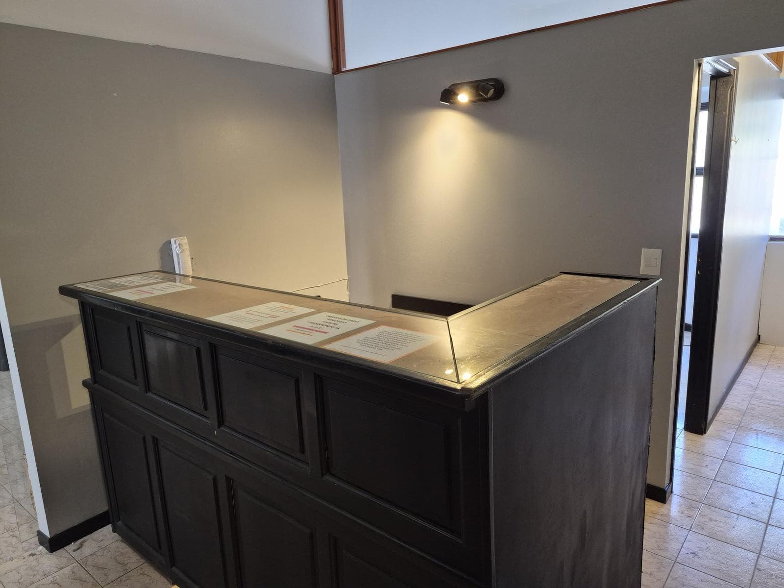 Oficina en San Carlos De Bariloche - 1