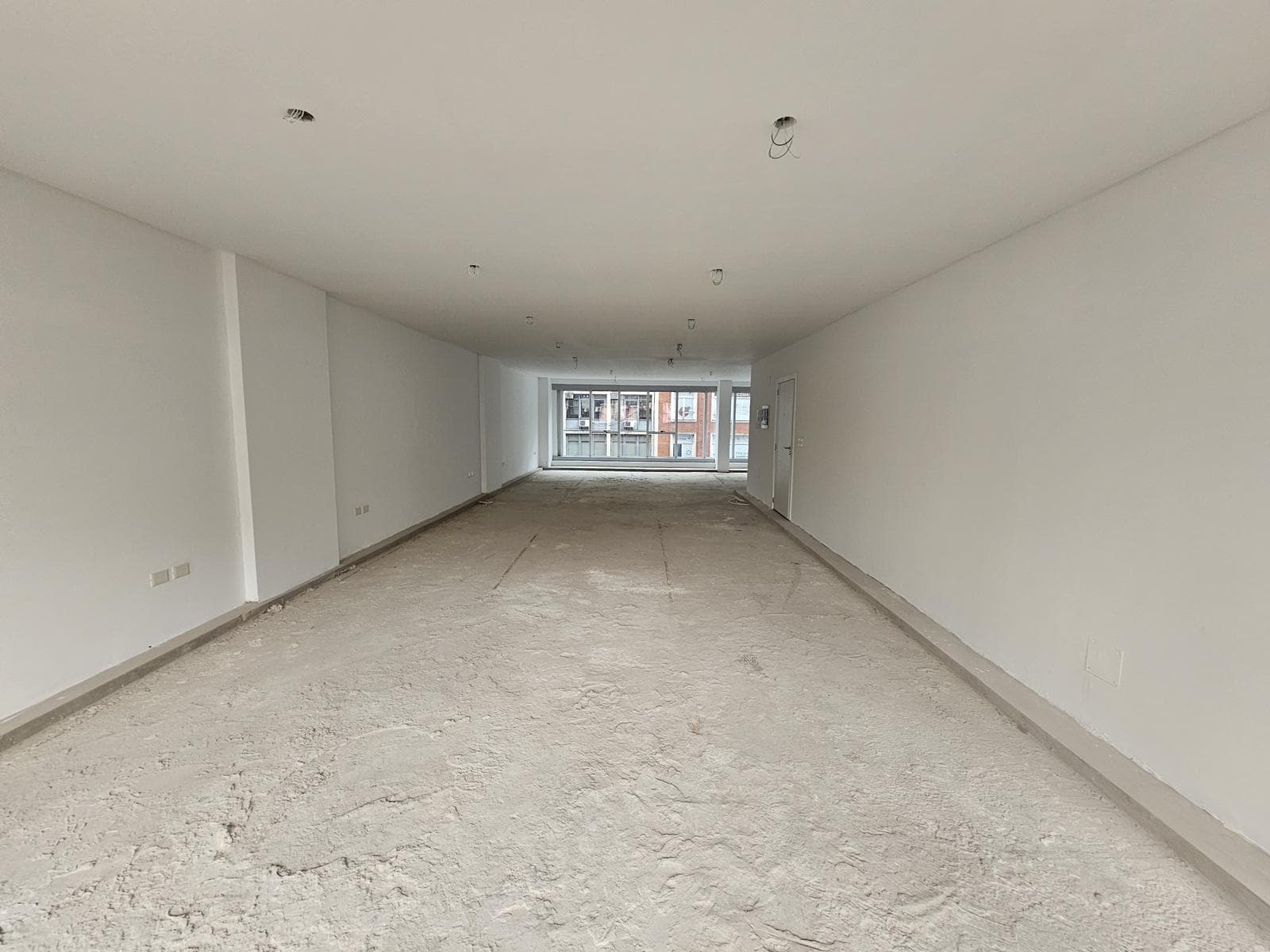 Oficina 135m2 A Estrenar | Planta Libre | Av. Córdoba y Florida - 1
