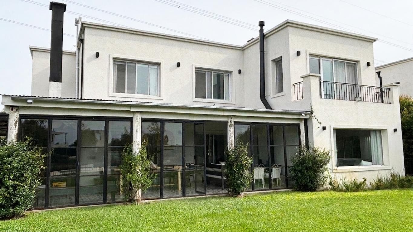 CASA EN VENTA EN EL BARRIO SAN BENITO | VILLA NUEVA | TIGRE - 1