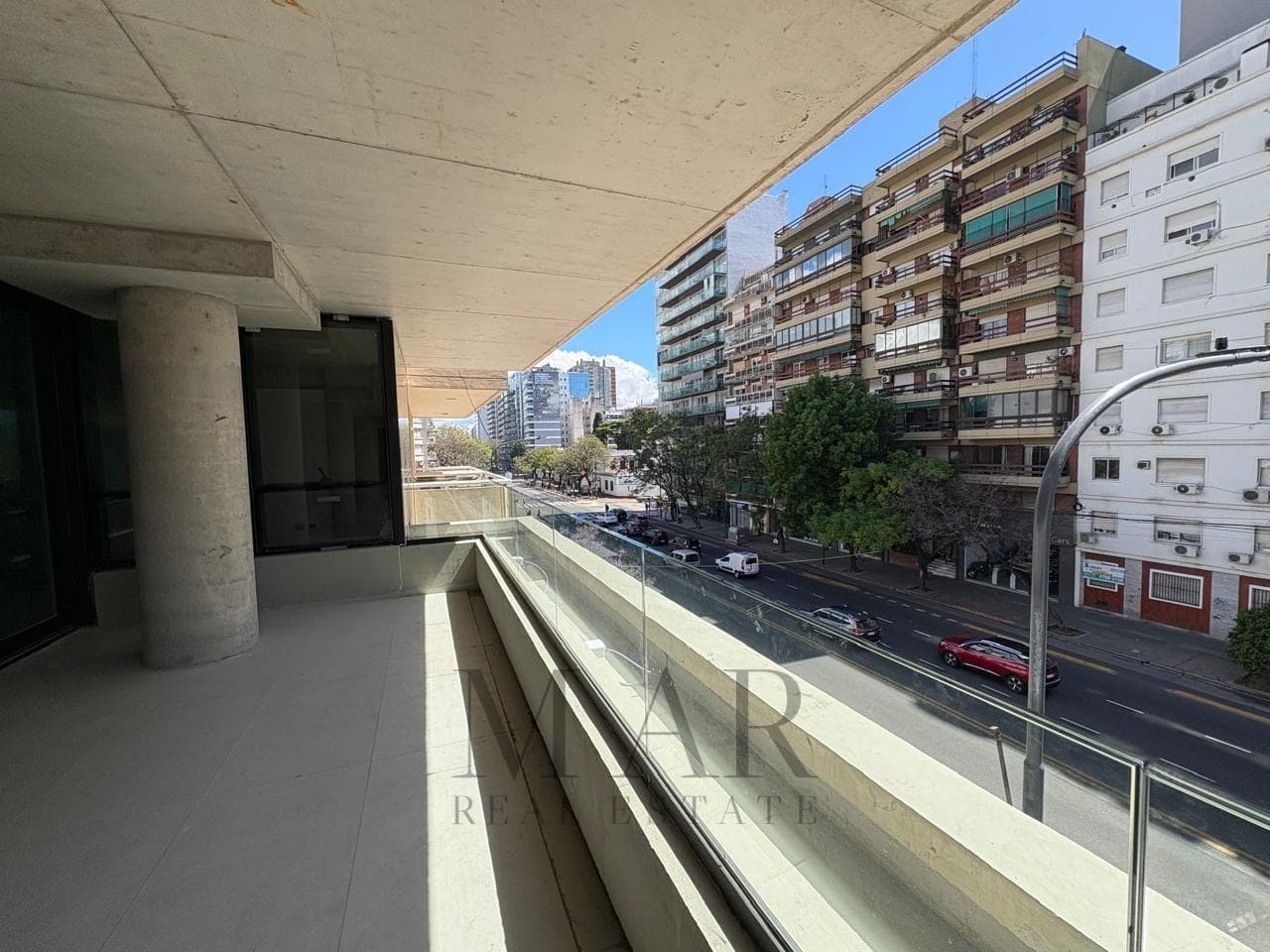 Alquiler de oficinas Av del Libertador y Juramento - 1