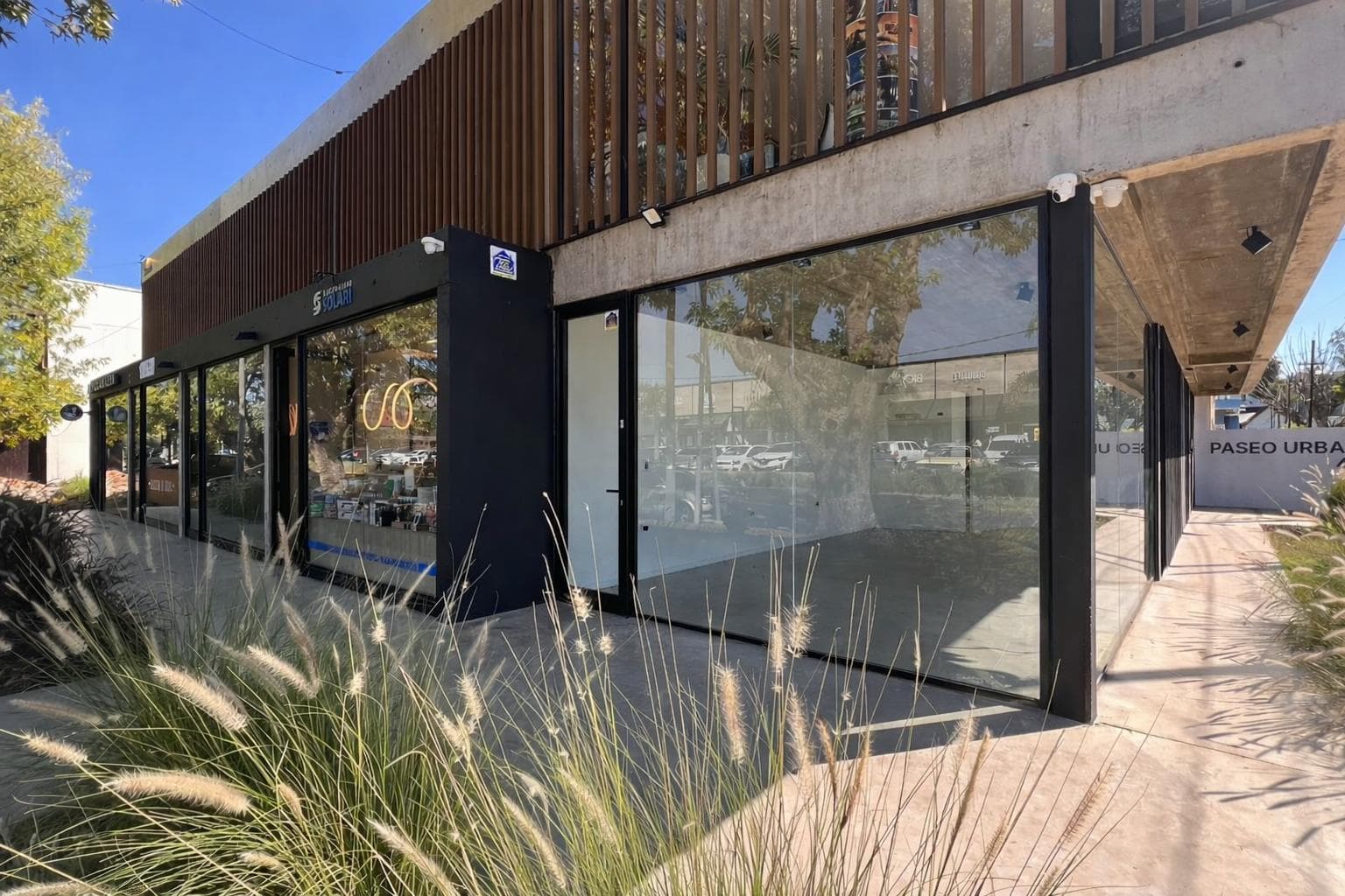 ALQUILER OFICINA A ESTRENAR - FRENTE A PASEO MITRE 485 e/ 137 y 138 - J. GORINA- LA PLATA - 1