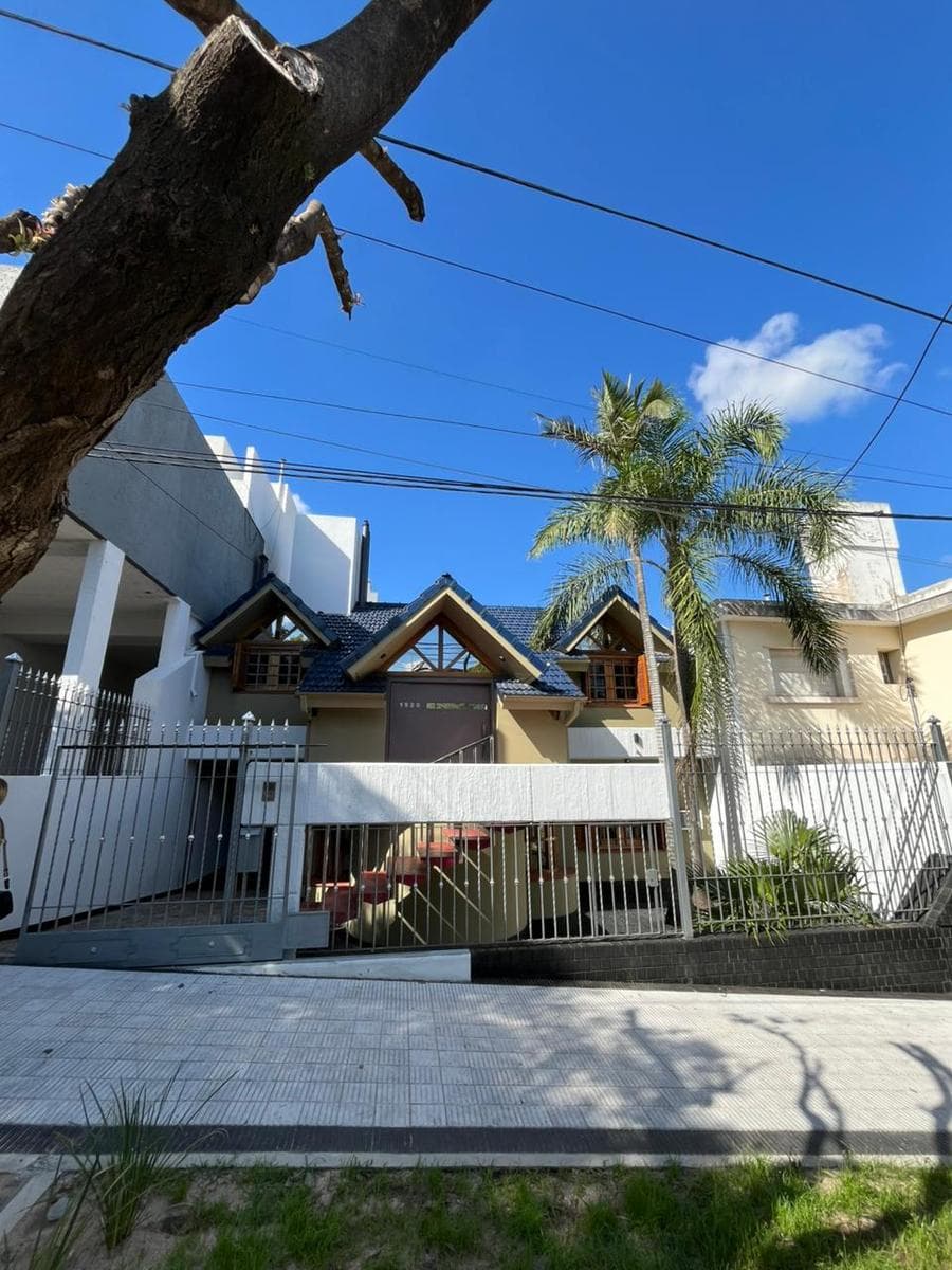 VENTA DE CASA EN BARRIO GENERAL PAZ - 1