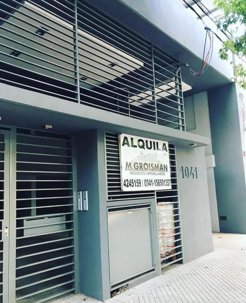 Cochera en Echesortu-Alsina 1041 - 1