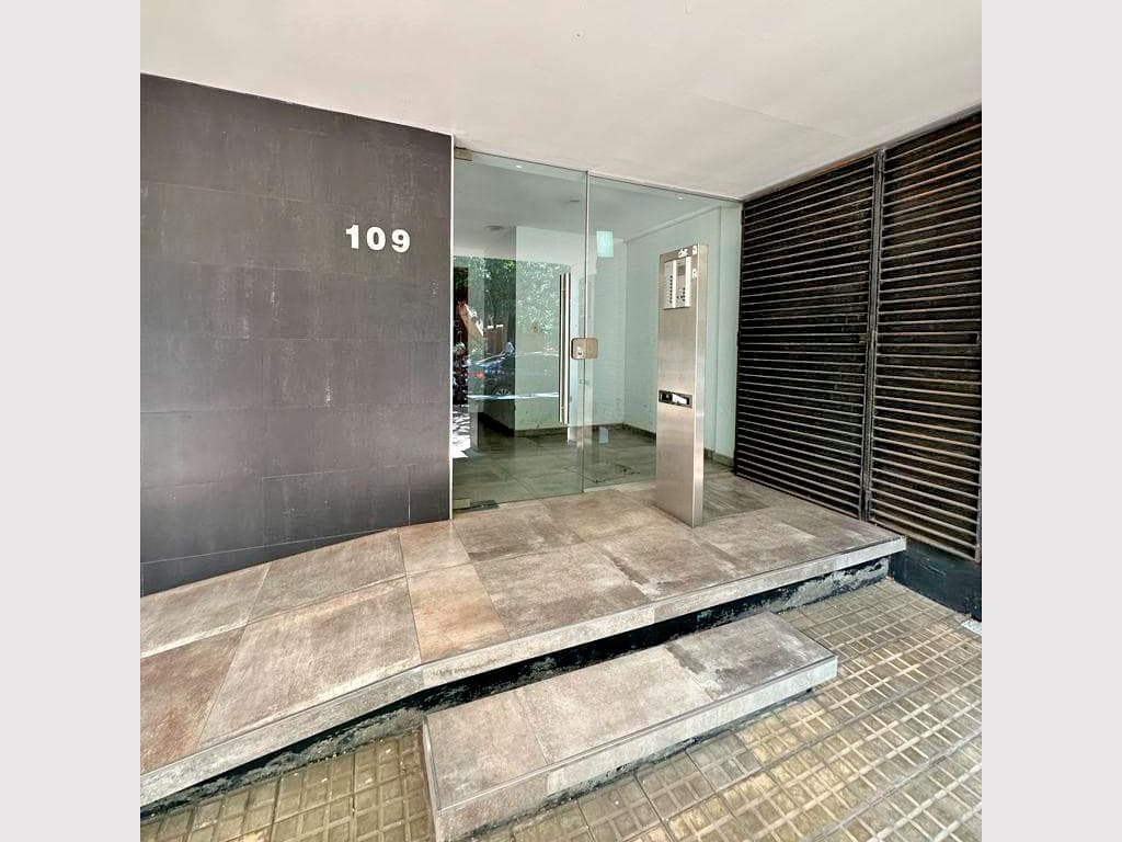 Oficina en La Plata - 1