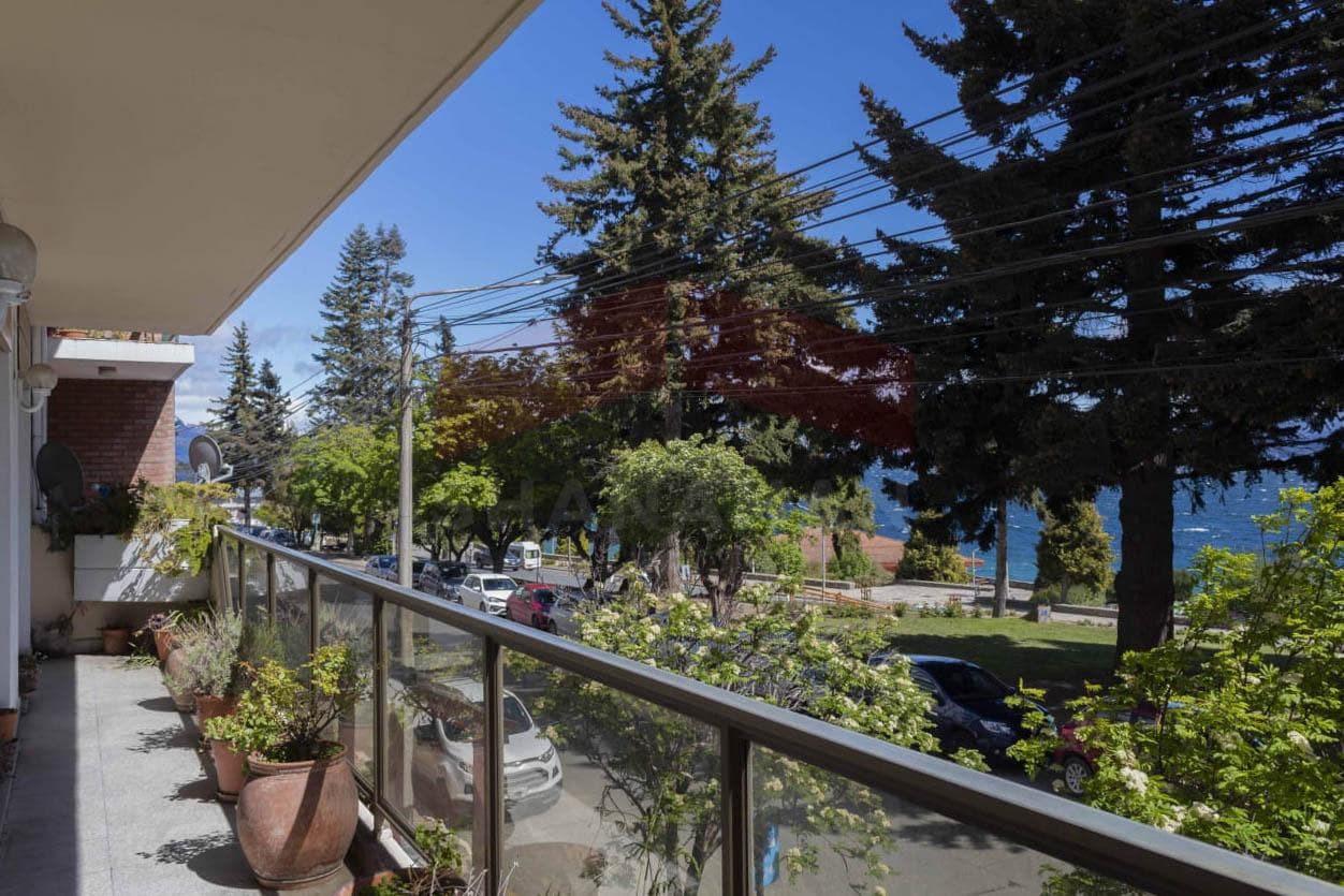 Excelente departamento en venta microcentro - Bariloche - 1