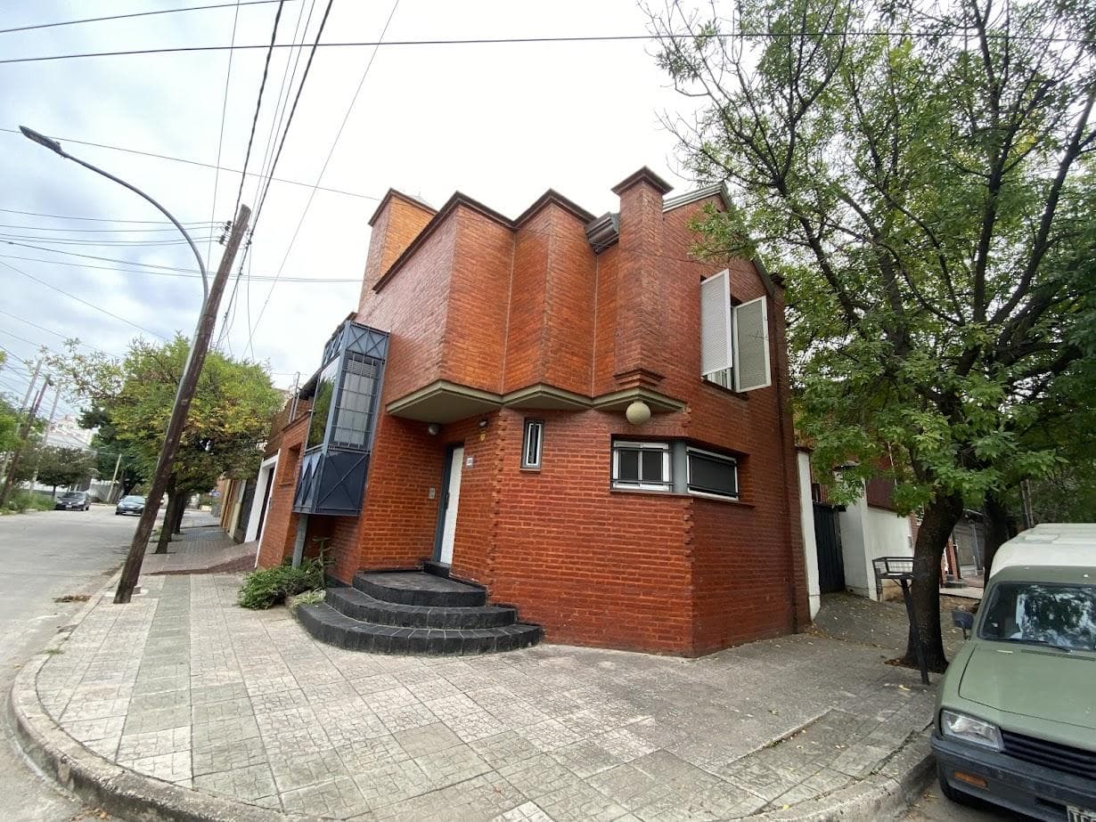 VENTA DUPLEX, A METROS DEL NUEVO CENTRO SHOPPING - 1