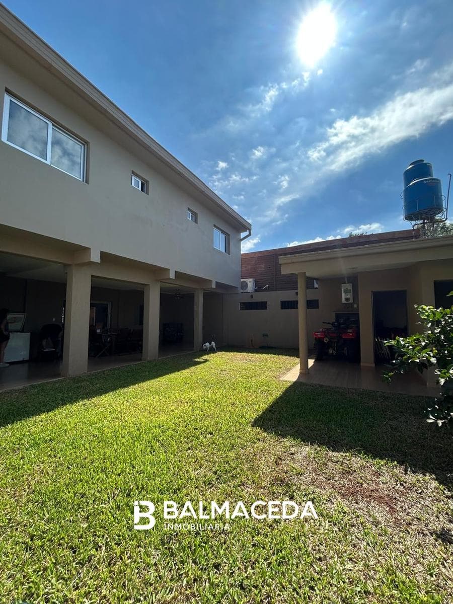 CASA DE 3 DORMITORIOS EN VENTA - RINCON SANTA MARIA - 1
