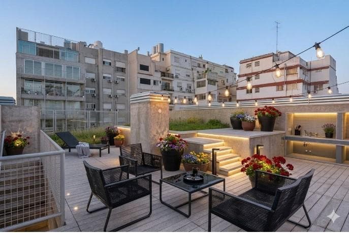 VENTA PENTHOUSE DUPLEX TERRAZA PILETA PROPIA 4 AMB. COCH.-FLORES - 1