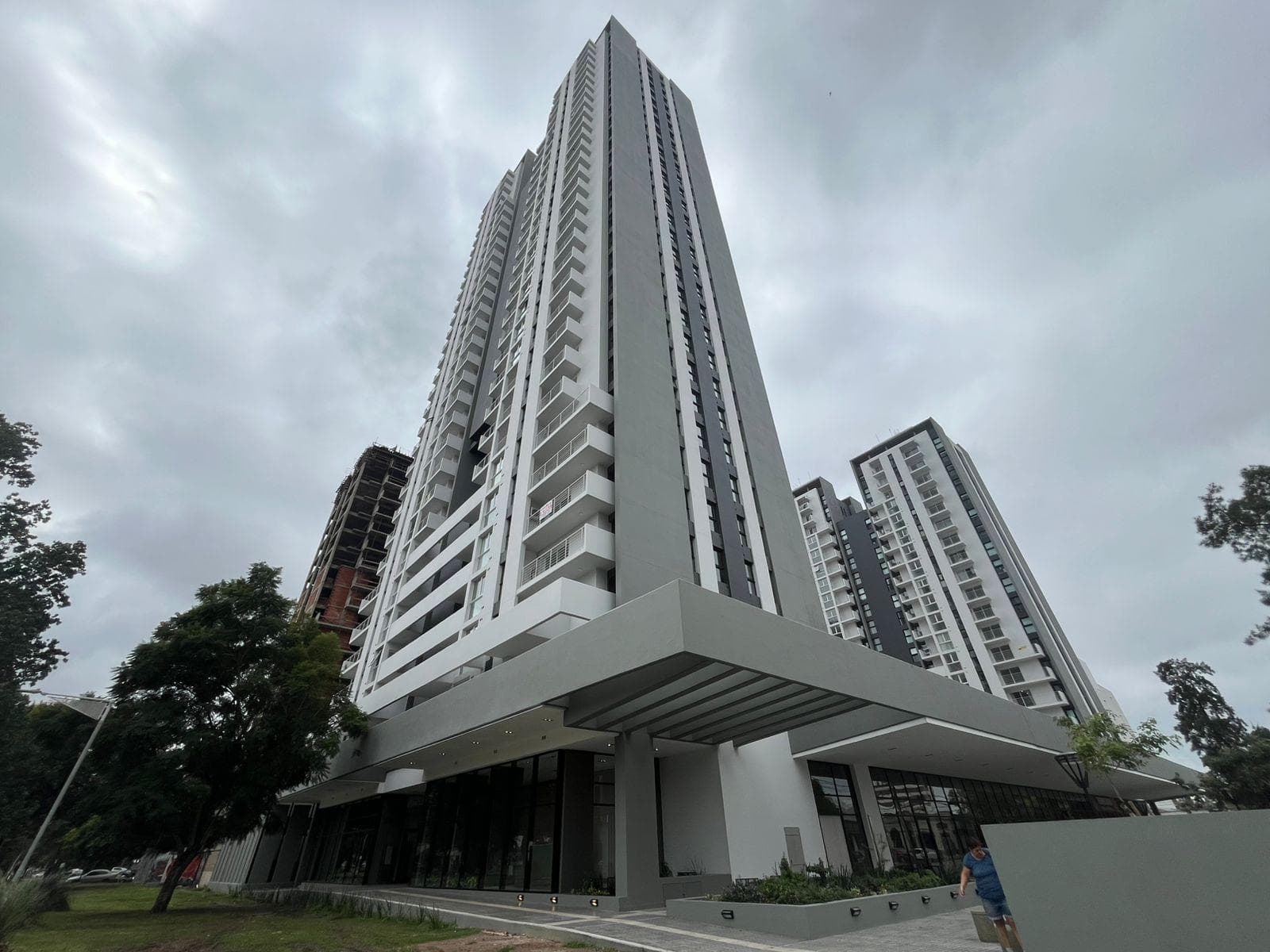 Alquiler Departamento en Paseo del Molino - 1