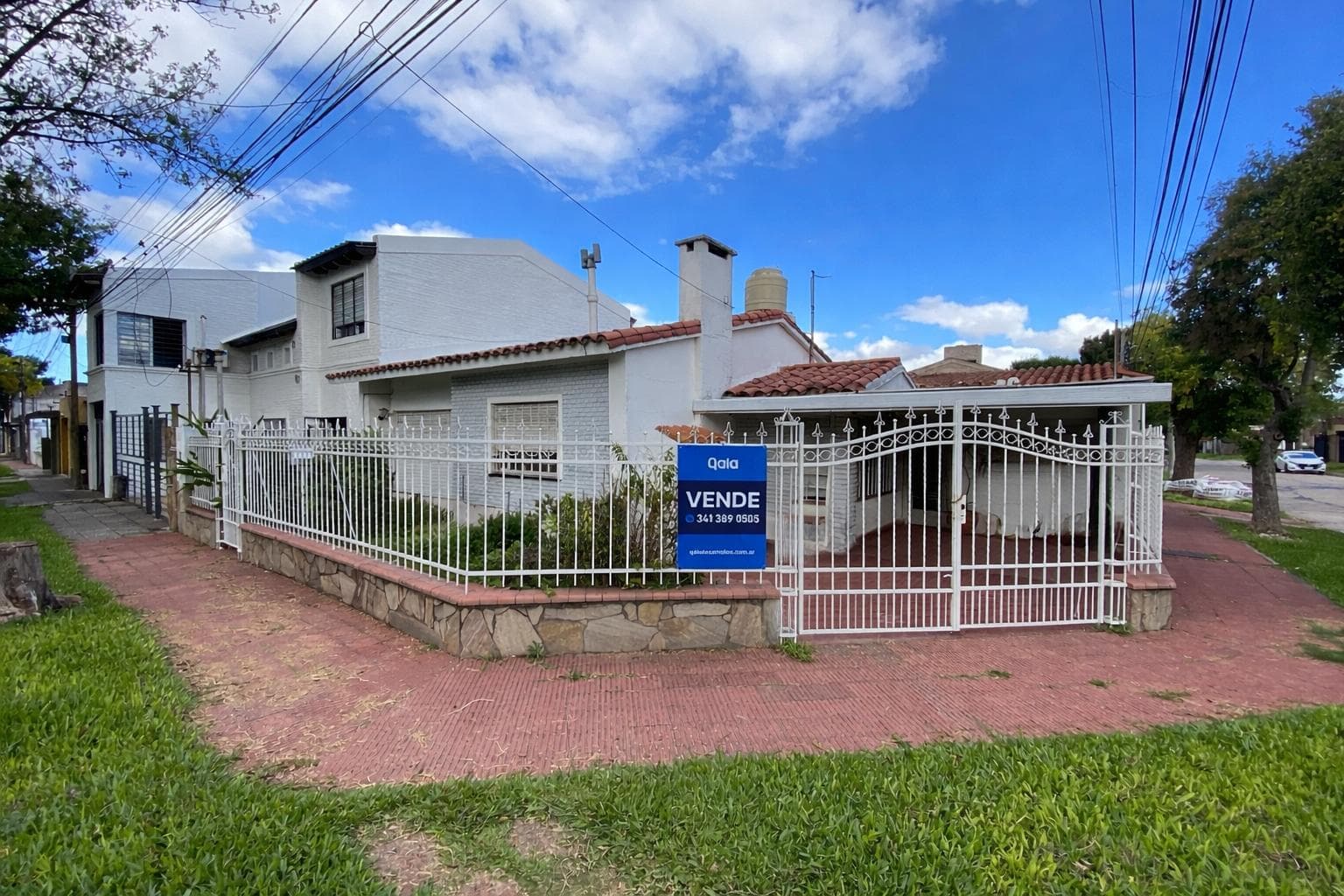 Venta Casa Baigorria 2 dormitorios 2 cocheras Local Comercial Patio con Parrillero - 1