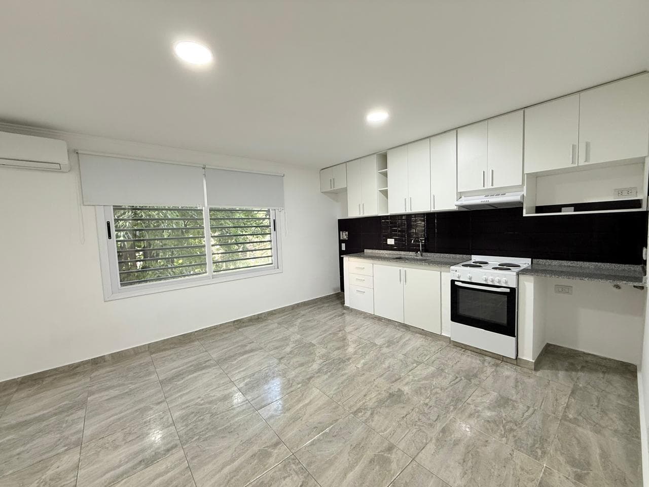 Departamento apto profesional, ideal para oficina. - 1