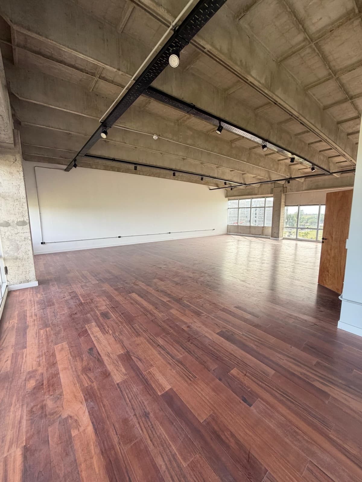 Oficina - Los Boulevares - 1