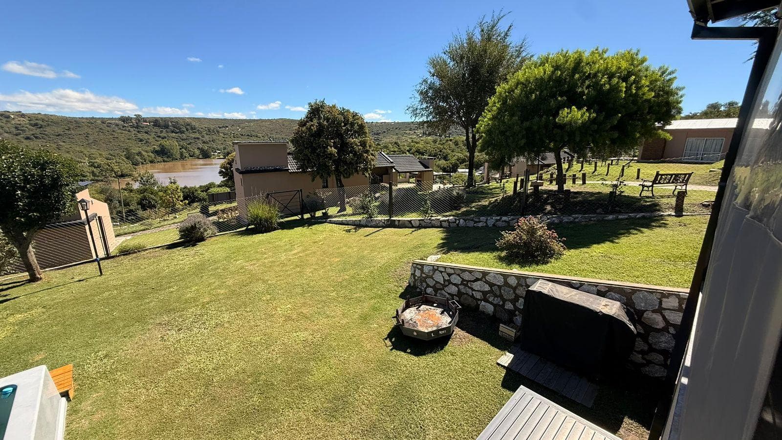 Casa en La Falda - 1