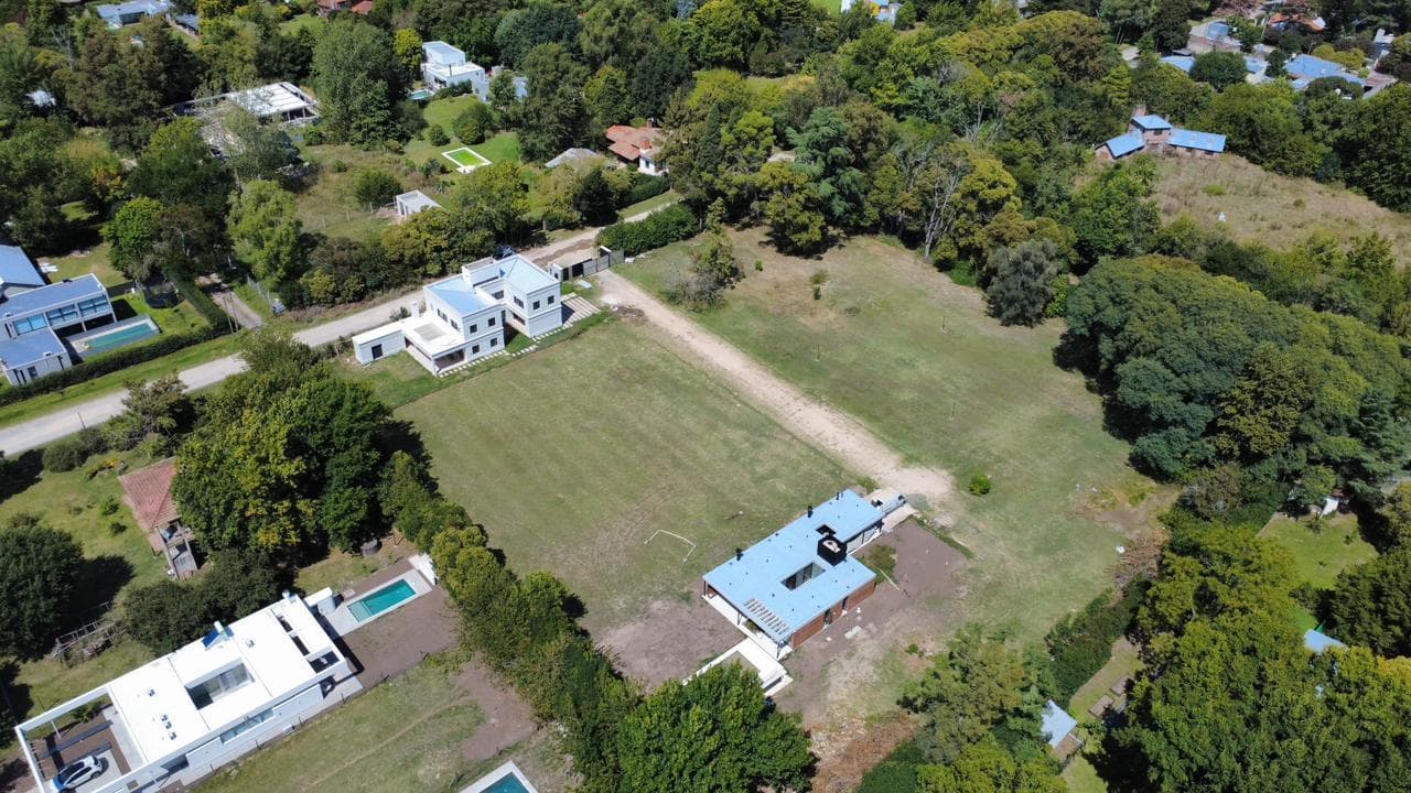 Lote en barrio cerrado "Lihuen" - 413 y 21 - 1