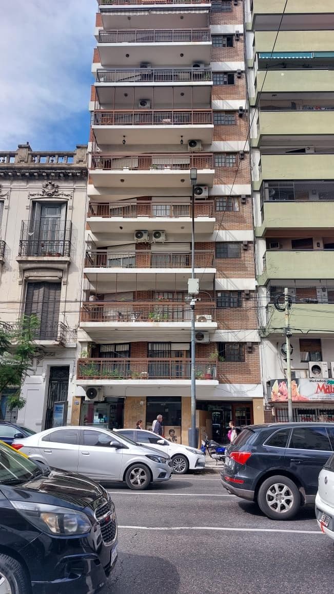 ALQUILER DEPARTAMENTO 2 AMBIENTES EN ALMAGRO!!! A 200 MTS DE SUBTE LINEA "A" (EST. CASTRO BARROS). - 1