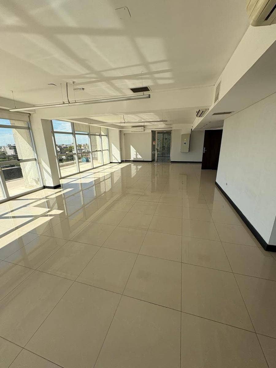 Oficina en calle Mitre - 1