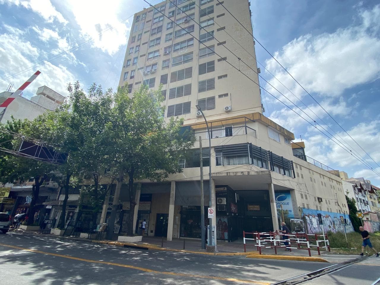 Oficina ALQUILER Adrogue - 1