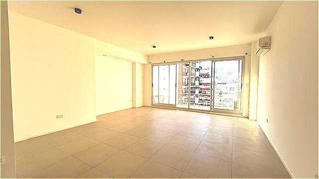 ALQUILER DE HERMOSO MONOAMBIENTE - 1