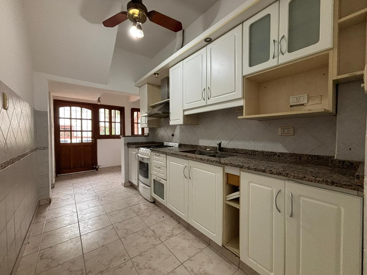 Casa 3 dormitorios y patio en Alta Córdoba (PH) - VENTA - 1