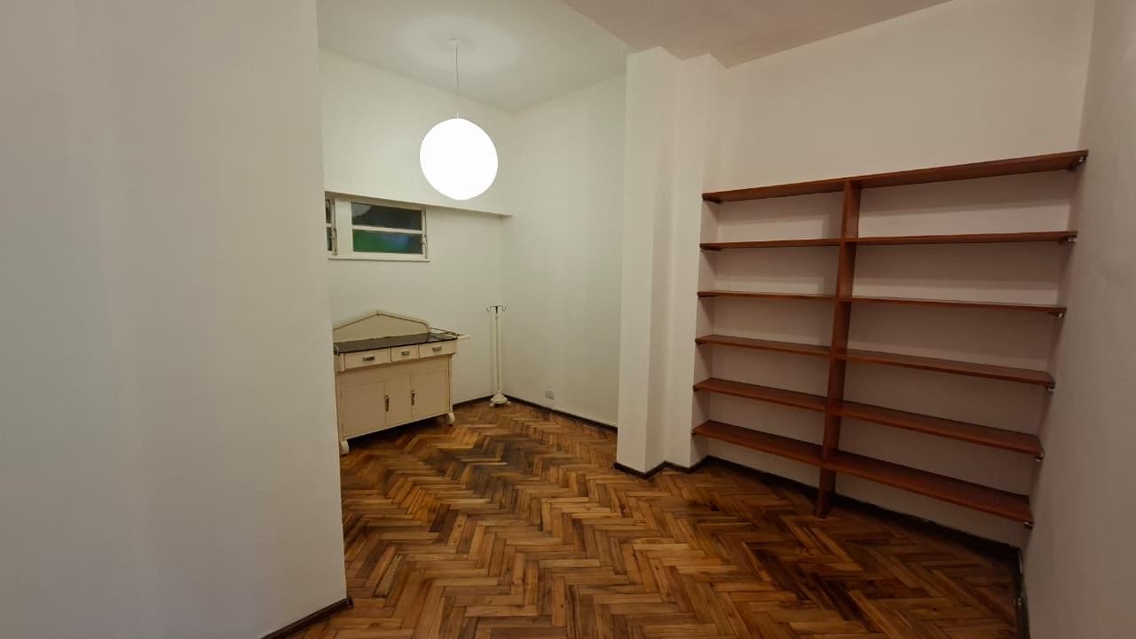 Excelente departamento 1 ambiente y medio. Uso profesional/comercial - 1