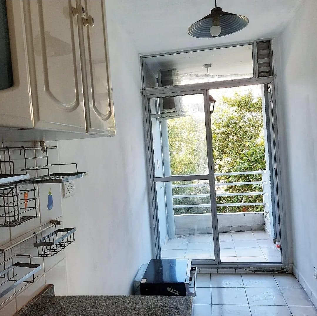 Departamento 2 Ambientes con Balcón – Ideal Inversión o Vivienda – La Boca - 1