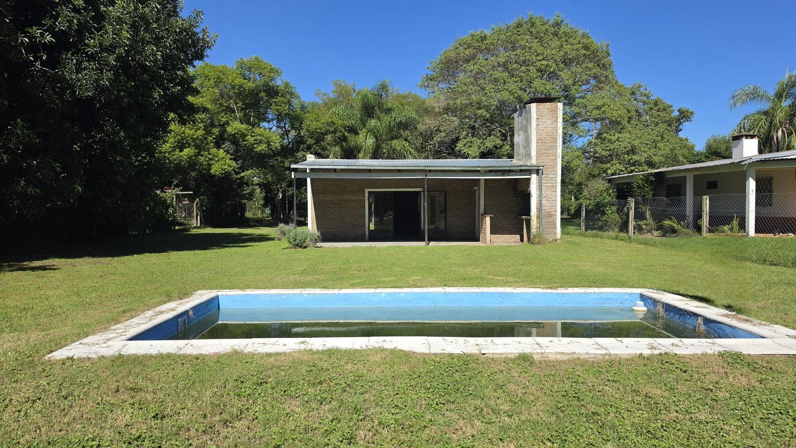 Quinta en Arroyo Leyes con piscina y gran terreno! - 1