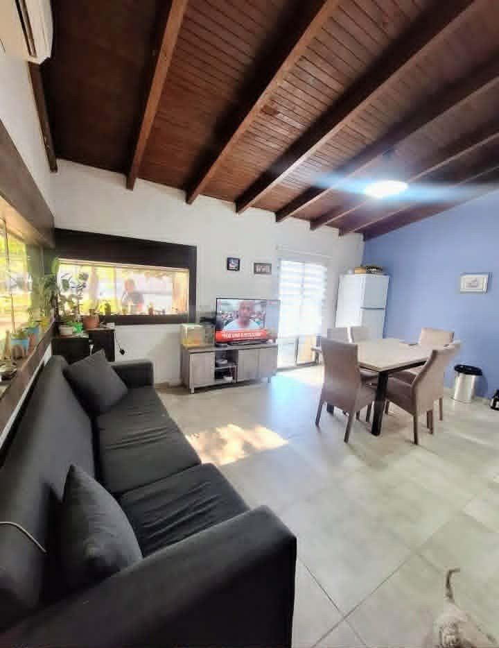 En Venta | Casa de 3 Dormitorios | Pinamar al 500 | Neuquén Capital - 1